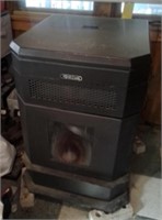 Vogelzang pellet stove, 24"wx26"dx35"t,includes