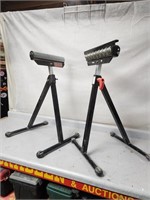 2 adjustable roller stands