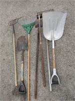 pitchfork,scoop shovel & yard tools