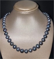 14kt Gold 7 mm Peacock Black Pearl 16.5" Necklace