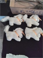 Set a 4 plush unicorns