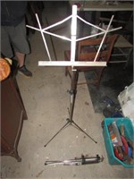 2 music stands