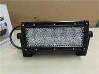 LED lIght w/bracket.