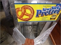 pretzel warmer machine (works)