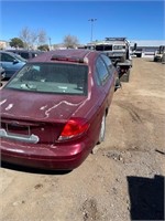 2005 Ford Taurus Red