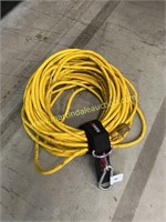 100 Ft Electrical Extension Cord w Husky Strap