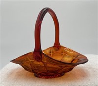 Amber glass basket