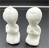 Pair of white Fenton praying children