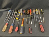 Large Group of Misc Screwdrivers - Lot 2
