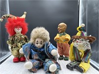 Lot of clowns- some porcelain, one wind-up