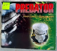 N - PREDATOR COOKIE JAR (H1)