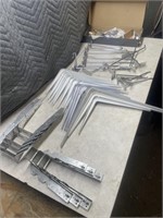 Quantity of Joyce hangers, shelf brackets, peg