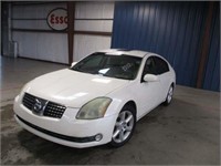 2004 Nissan MAXIMA SE