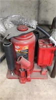 BIG RED 20 TON AIR HYDRAULIC JACK