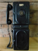 AUTOMATIC ELECTRIC MONOPHONE WALL MOUNT TELEPHONE