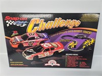 HO Scale Snap-On Racing Challenge Cars and Track