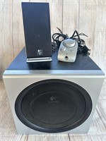 Logitech Z-2300 Speaker System with Subwoofer