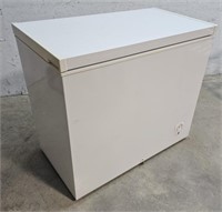 Chest freezer 38"22"33" - WORKS!!!