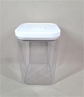 OXO Good Grips "Pop" Container