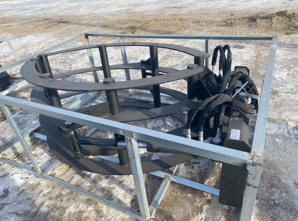 UNUSED SKID STEER BALE CLAMP