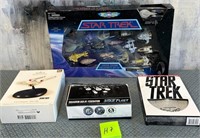 11 - LOT OF 4 STAR TREK COLLECTIBLES (H7)