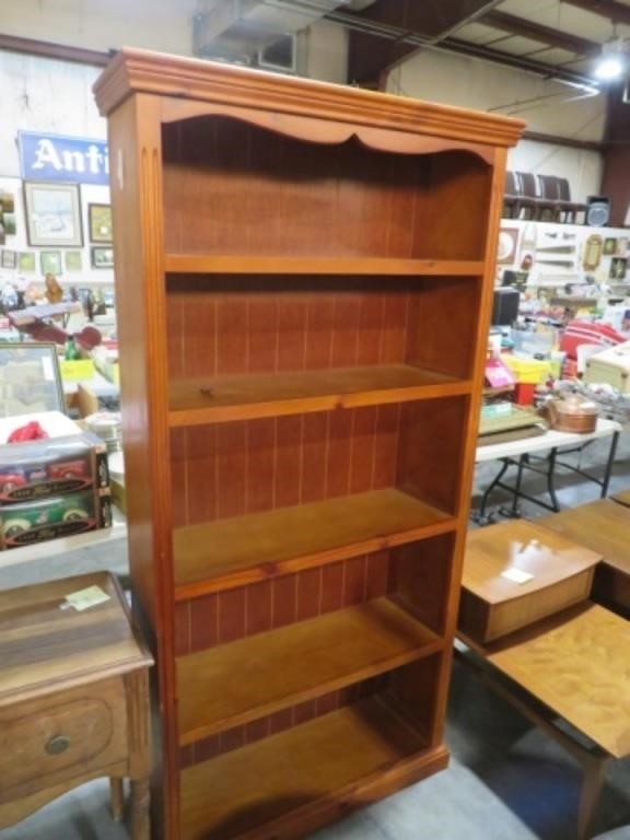 SOLID WOOD 5 TIERED BOOKCASE