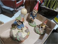 TOM CLARK GNOMES SIGNED