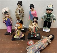 Box of oriental geisha dolls