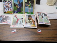 Box 1976 & 1977  Topps Baseball Cards