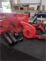 Milwaukee M18 compact blower