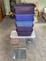 Storage totes and containers