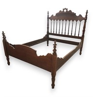 Full Size Transitional Style Walnut Bed