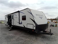 2017 34' T/A Kodiak Ultra Lite Travel Trailer