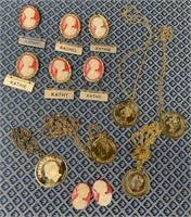 11 - MIXED LOT OF COSTUME JEWELRY (L79)