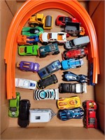 Lot of Hot Wheels, Matchbox and other cars