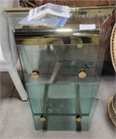 VTG MCM HEAVY GLASS DISPLAY UNIT