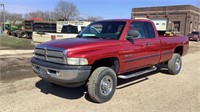 1999 Dodge 2500 Miles: 152,288