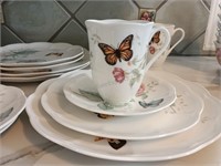 Lenox Butterfly Meadow Monarch Dinnerware
