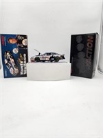 Rusty Wallace 1:24 Scale Stock Car Bank