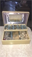 Jewelry box w contents