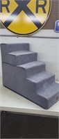 5 Steps Foam Pet Stairs, Grey

*appears new