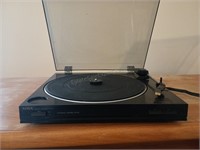 Aiwa Stereo Turntable PX-E55