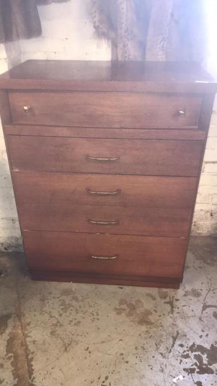 4 drawer chest of drawers