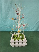 Easter ornament egg tree white bottom