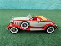 Hallmark 1930 Cadillac Vintage Roadster Ornament