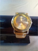 Time quartz ladies watch