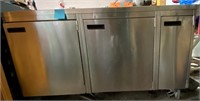 K - STAINLESS COUNTER / CABINET