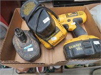 DeWalt Cordless Driver, Charger & 2 Batteries