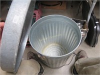 Galvanized Can, Dog Food, Bird Seed or Trash