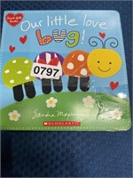 SCHOLASTIC OUR LITTLE LOVE BUG BOOKS 2P RETAIL $29